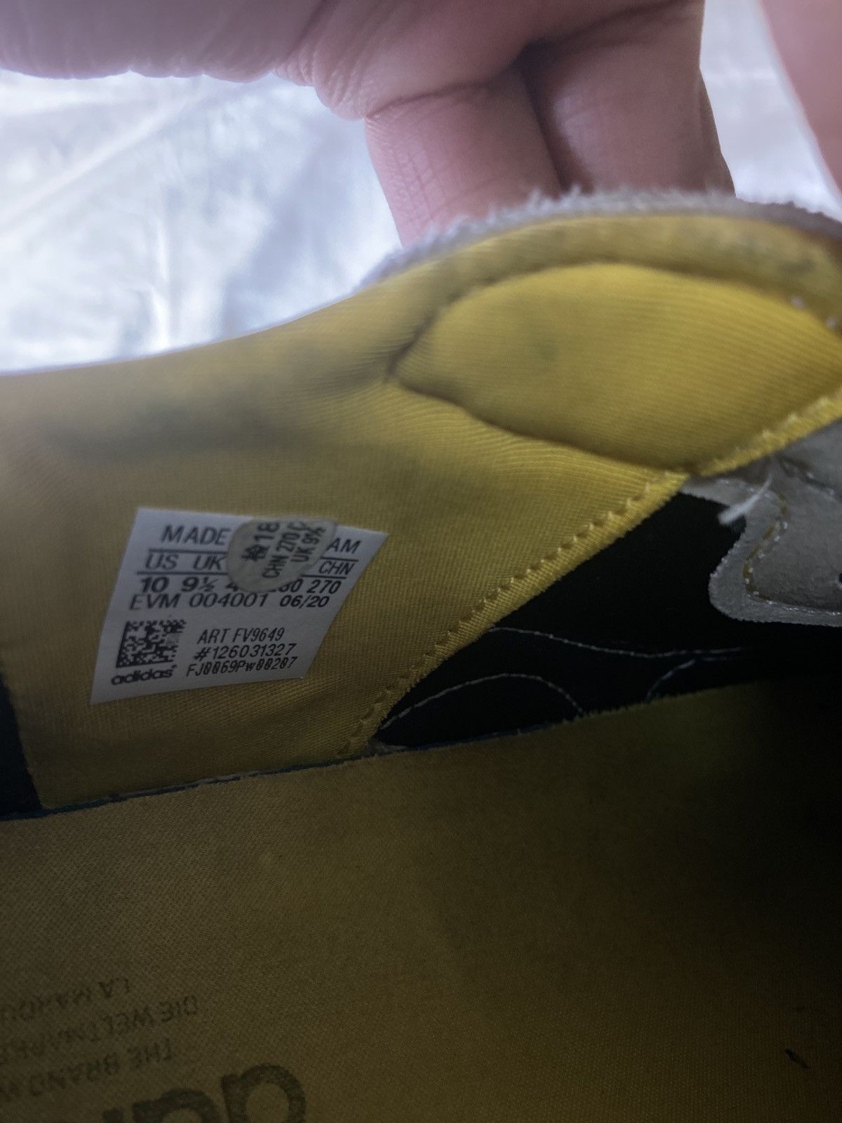 Adidas Adidas Ozweego sneaker Size US 9.5 / EU 42-43 - 6 Thumbnail