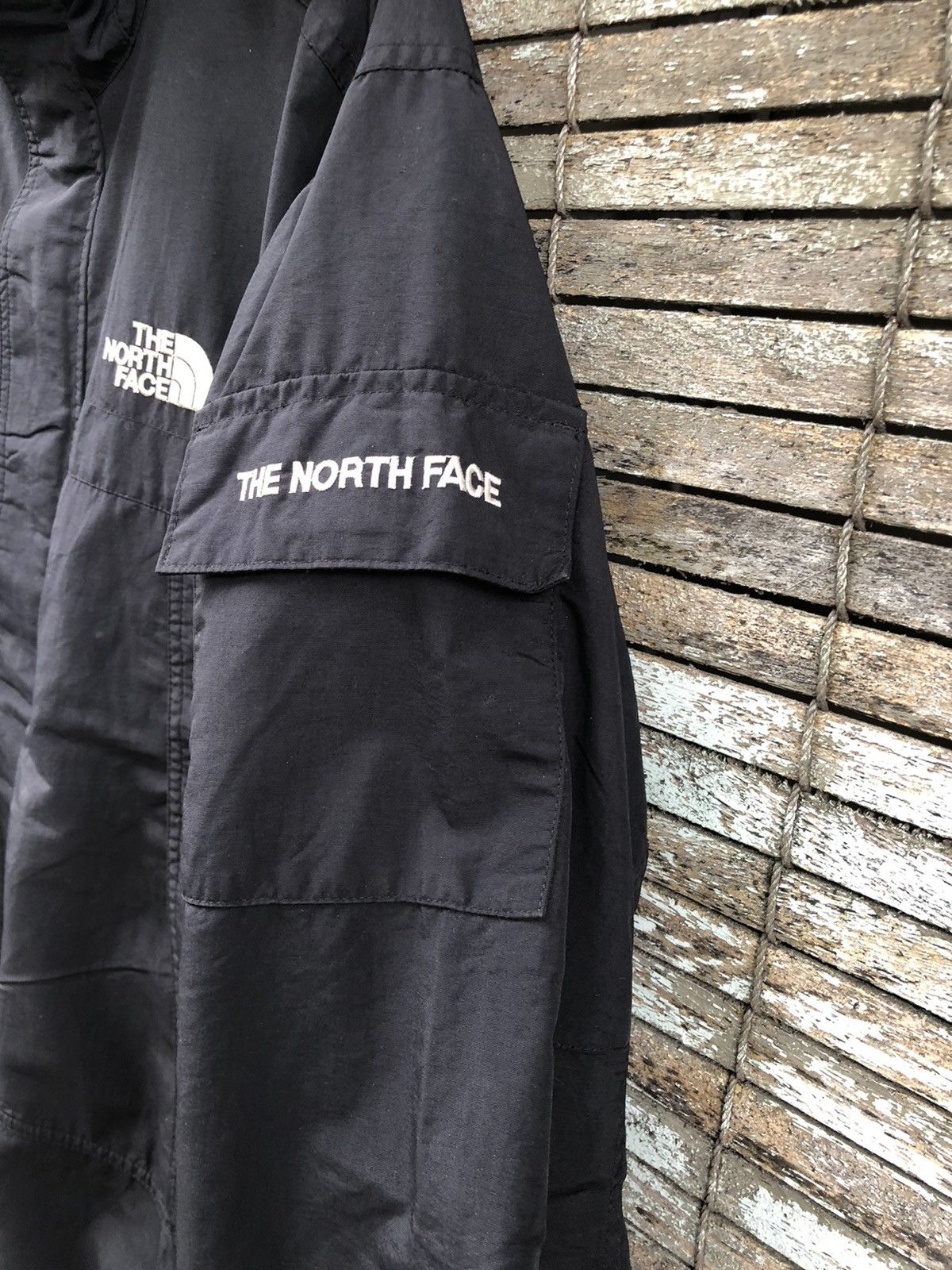 Japanese Brand 🔥🔥The North Face Windbreaker Jacket With Side Pocket Size US M / EU 48-50 / 2 - 10 Thumbnail