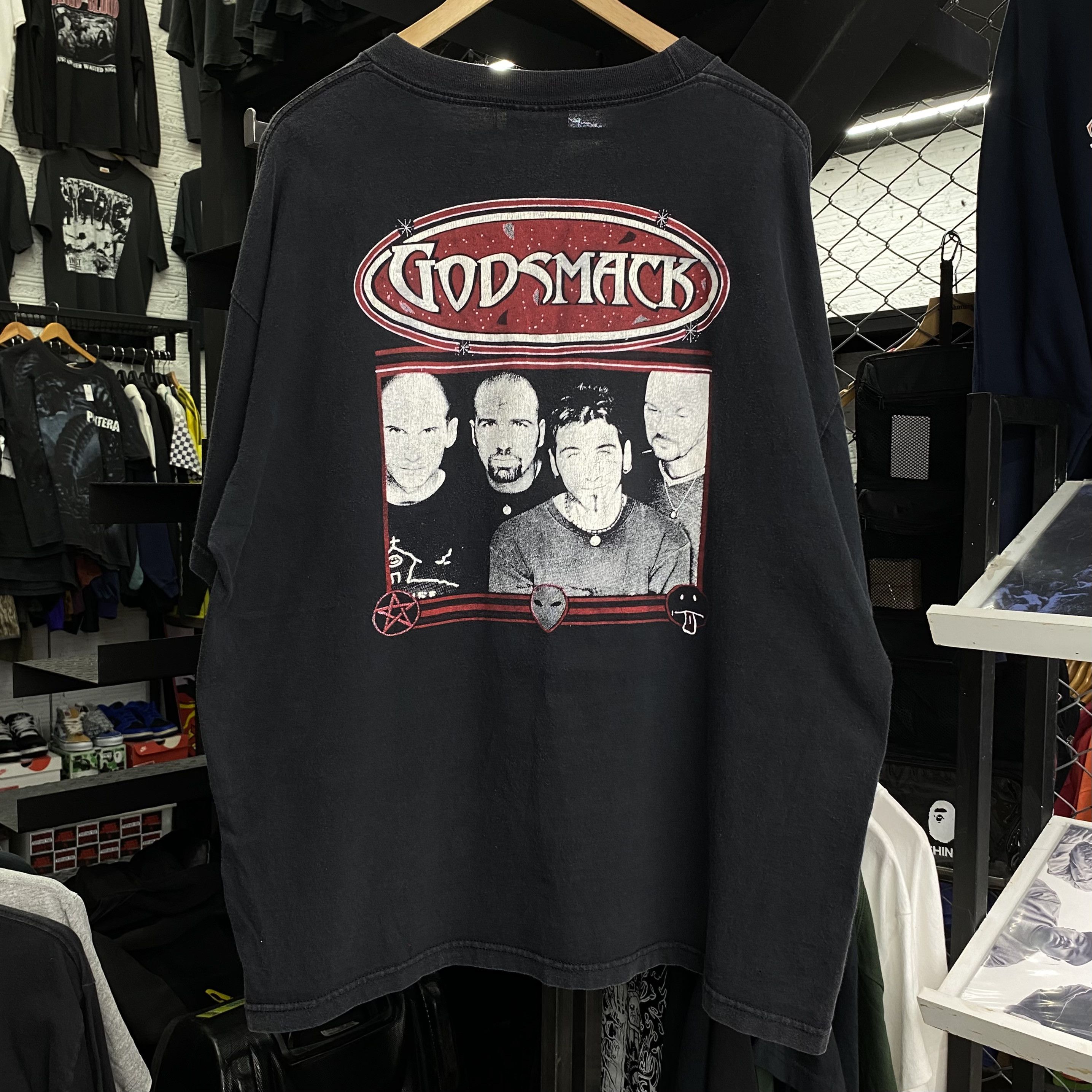 Band Tees GODSMACK Vintage 2000s Shirt Size US XXL / EU 58 / 5 - 4 Thumbnail