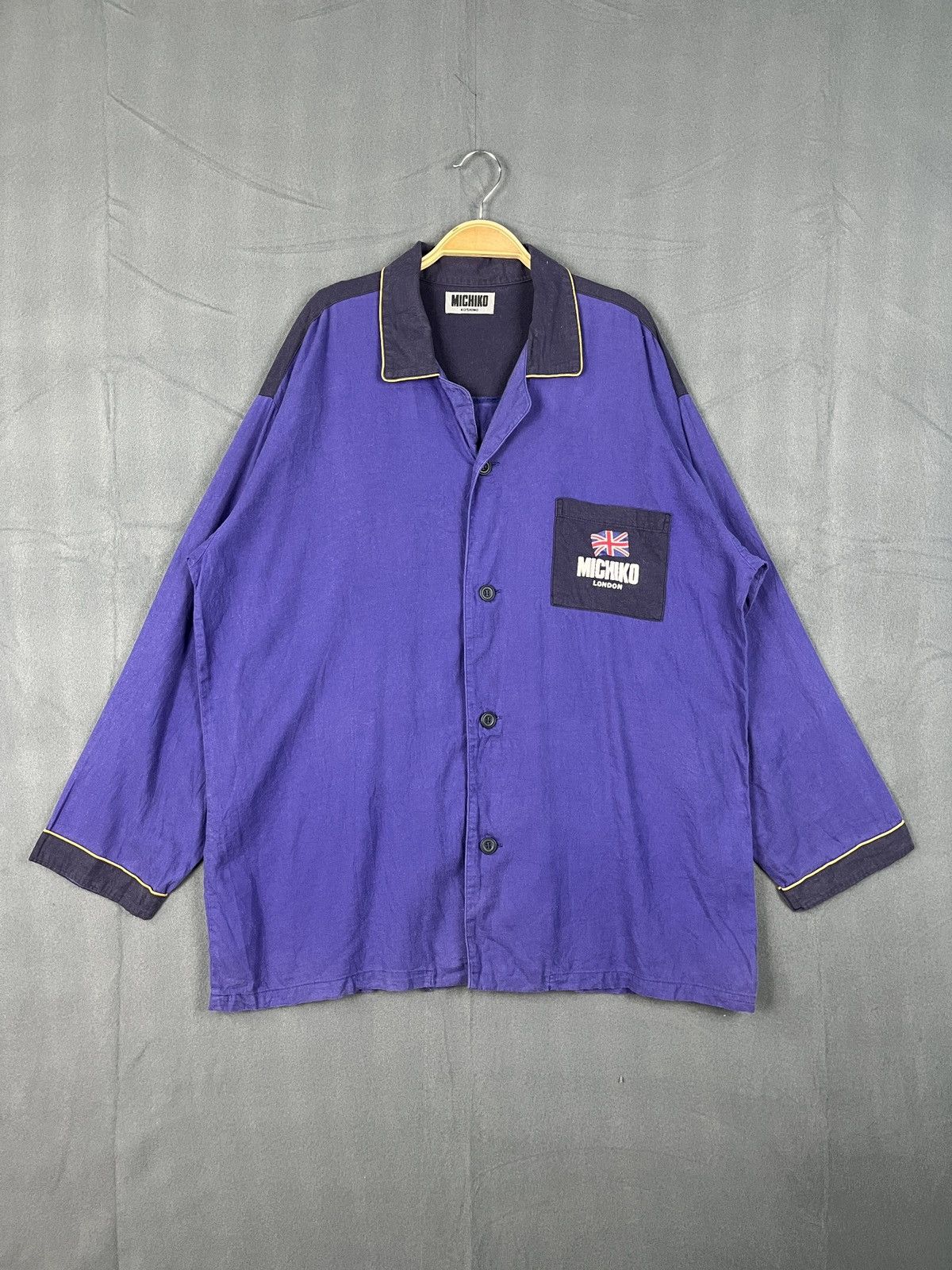 Michiko Koshino × Michiko Koshino London MICHIKO KOSHINO LONDON BUTTON UPS SHIRT SPELL OUT BACKHIT Size US L / EU 52-54 / 3 - 2 Thumbnail