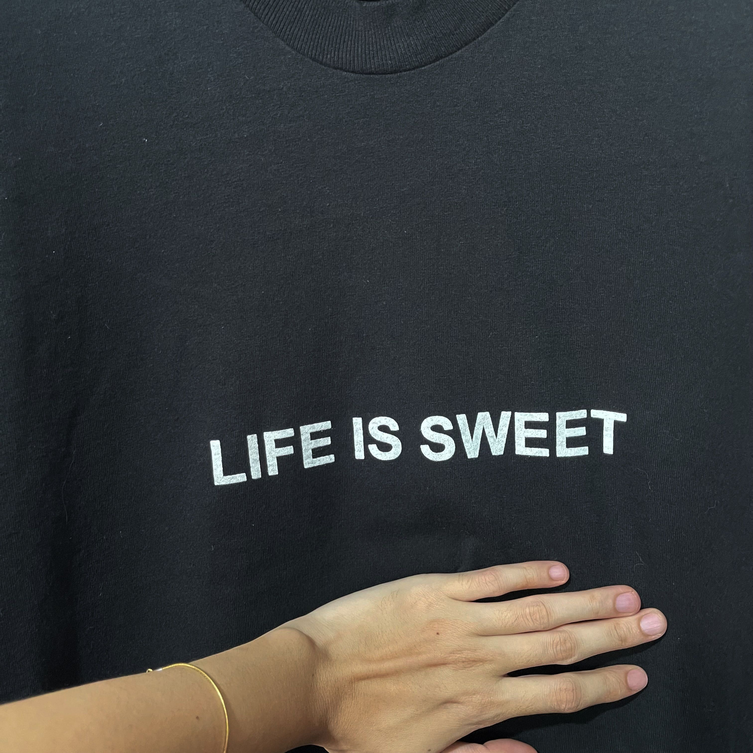 Vintage Vintage 90s Life is Sweet Take A Big Bite Shirt Size US XL / EU 56 / 4 - 2 Thumbnail
