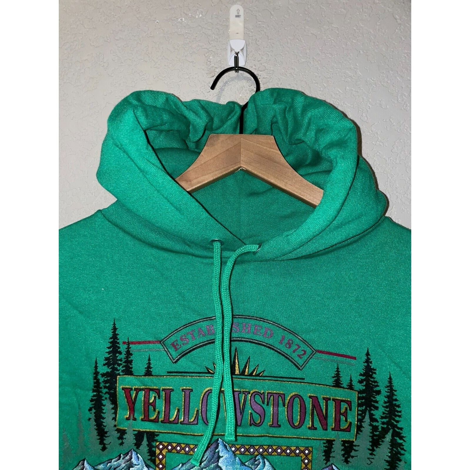 Jerzees Vintage Yellowstone Hoodie Nature Green Jerzees 80s VTG M Size US M / EU 48-50 / 2 - 7 Thumbnail