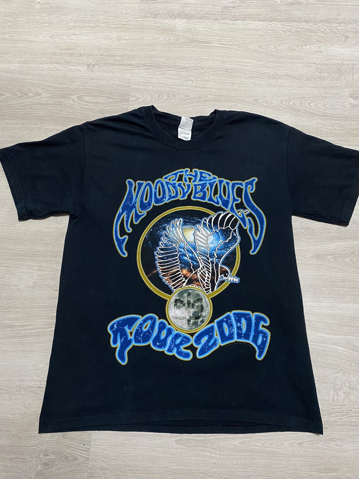 Band Tees The Moody Blues Tour tee 2006 Europe sz L Size US L / EU 52-54 / 3 - 1 Thumbnail