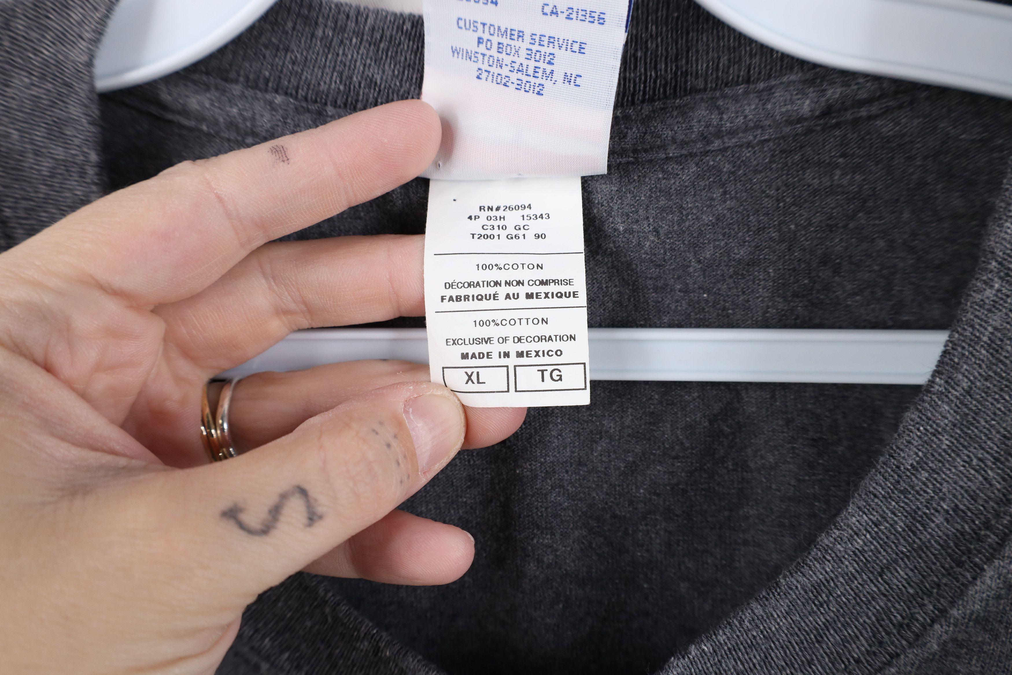 Champion Vintage 90s Champion Spell Short Sleeve T-Shirt Heather Gray Size US XL / EU 56 / 4 - 8 Thumbnail