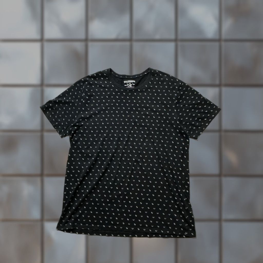 True Religion VINTAGE True Religion All Over Print Monogram Black Short Sleeve Crewneck T-Shirt XXL Men Size US XXL / EU 58 / 5 - 1 Thumbnail