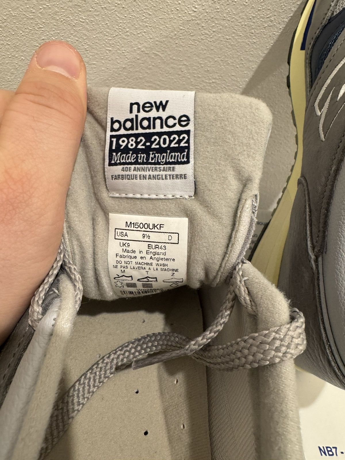 New Balance New Balance Mens 1500 MADE in UK Limited Edition Size US 9.5 / EU 42-43 - 5 Thumbnail