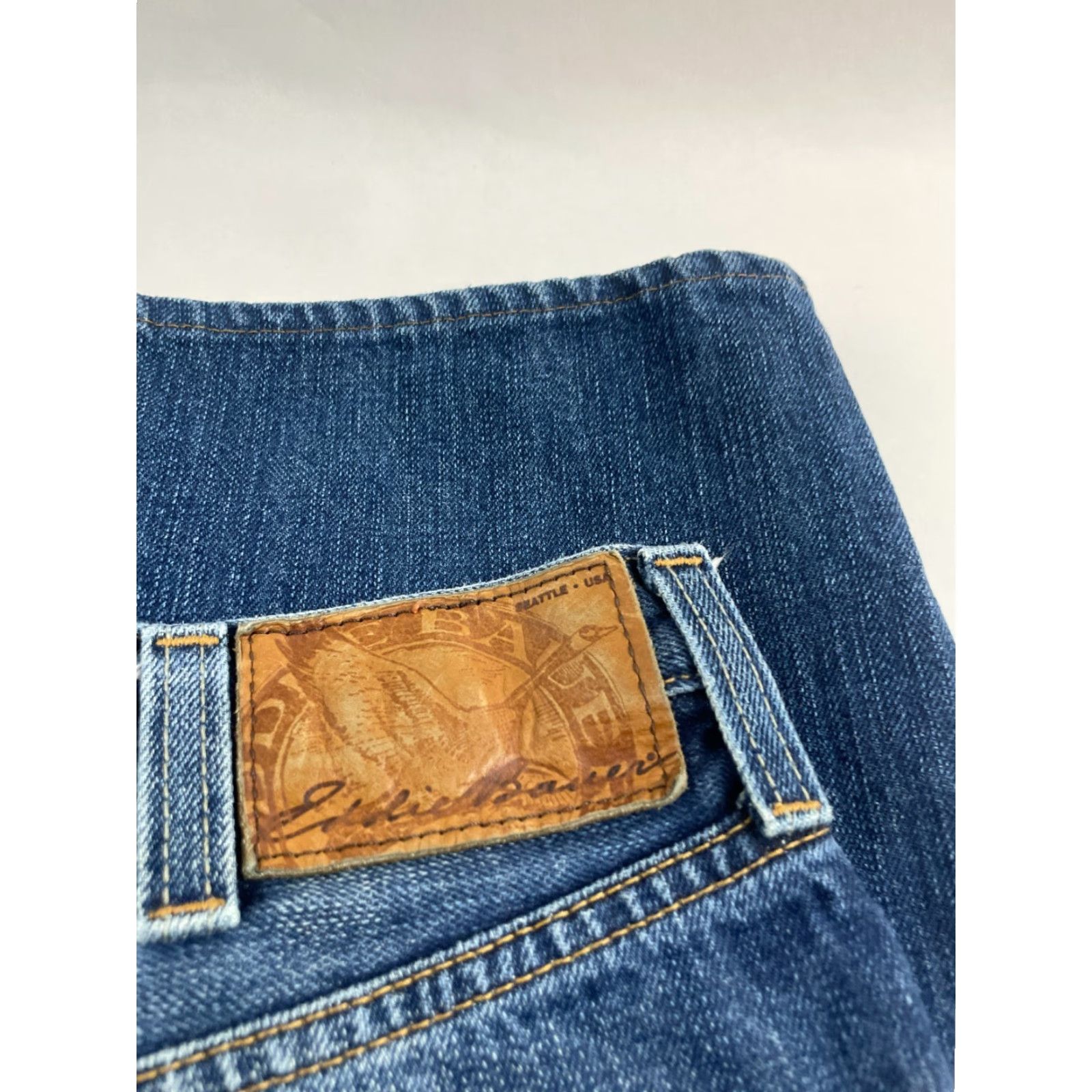 Eddie Bauer Eddie Bauer Jeans Men's 36 Blue Denim Boot Cut Pockets Size US 35 - 5 Thumbnail