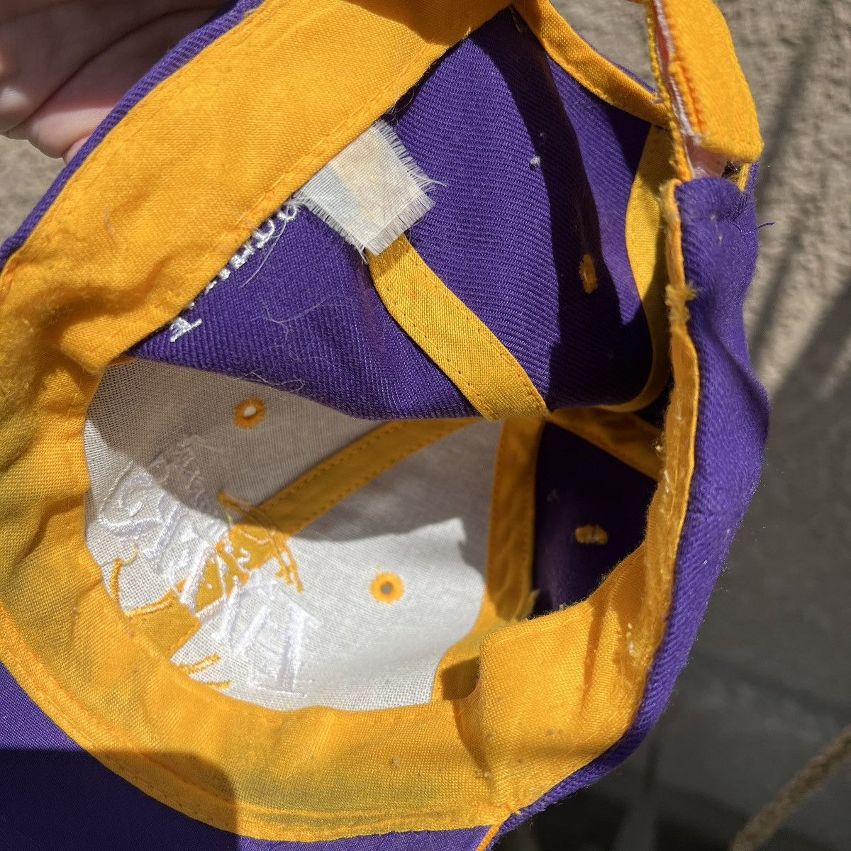 NBA × Vintage vintage los angeles lakers embroidered purple velcro hat Size ONE SIZE - 4 Thumbnail