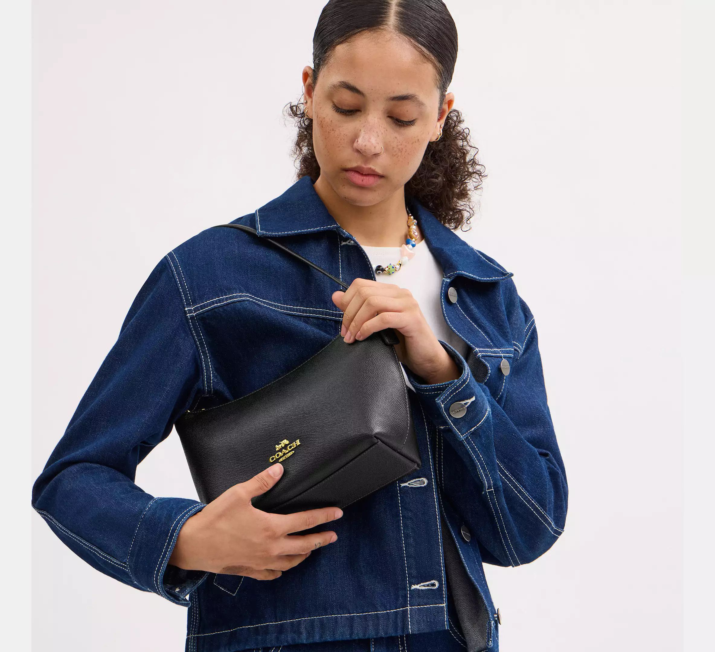 Coach Zip Top Shoulder Bag CW390 Size ONE SIZE - 2 Thumbnail