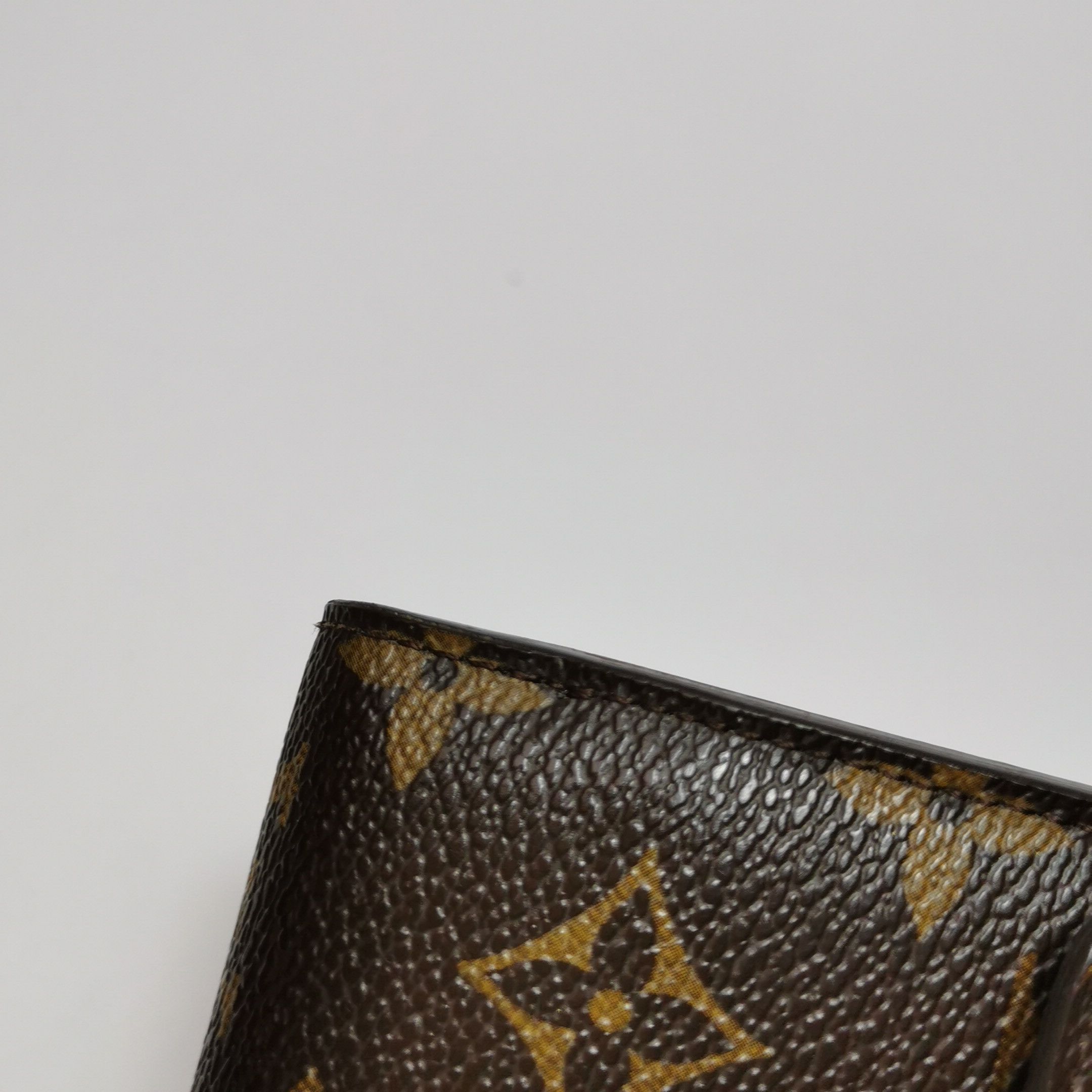 Louis Vuitton Louis Vuitton (LV) Joey cowhide vegetable tanned leather Mo Size ONE SIZE - 3 Thumbnail