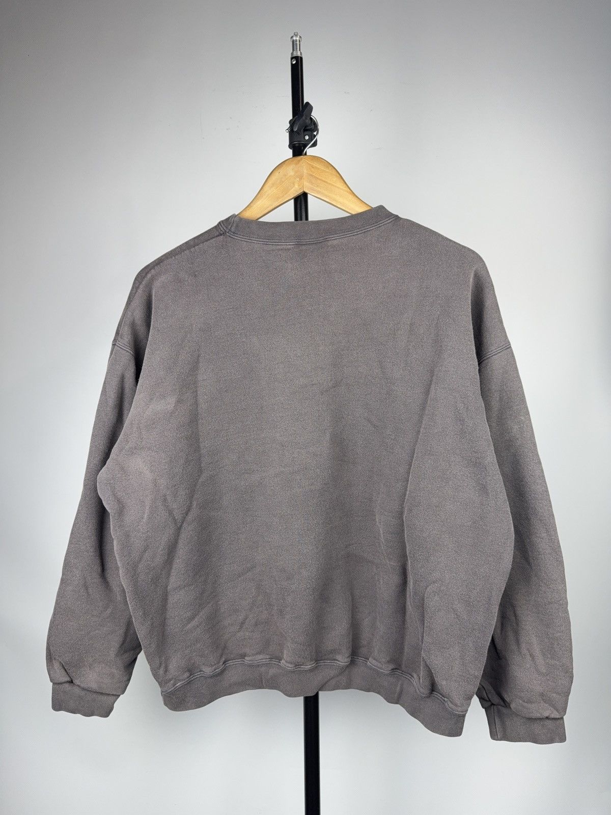 Levi's Vintage 00s USA Levi’s Gray Crewneck Sweatshirt Small Logo Size L / US 10 / IT 46 - 8 Thumbnail