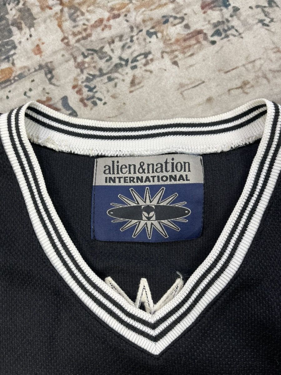 Alien Workshop Vintage 90s Alien Nation Side Tape Big Logo Size US L / EU 52-54 / 3 - 10 Thumbnail