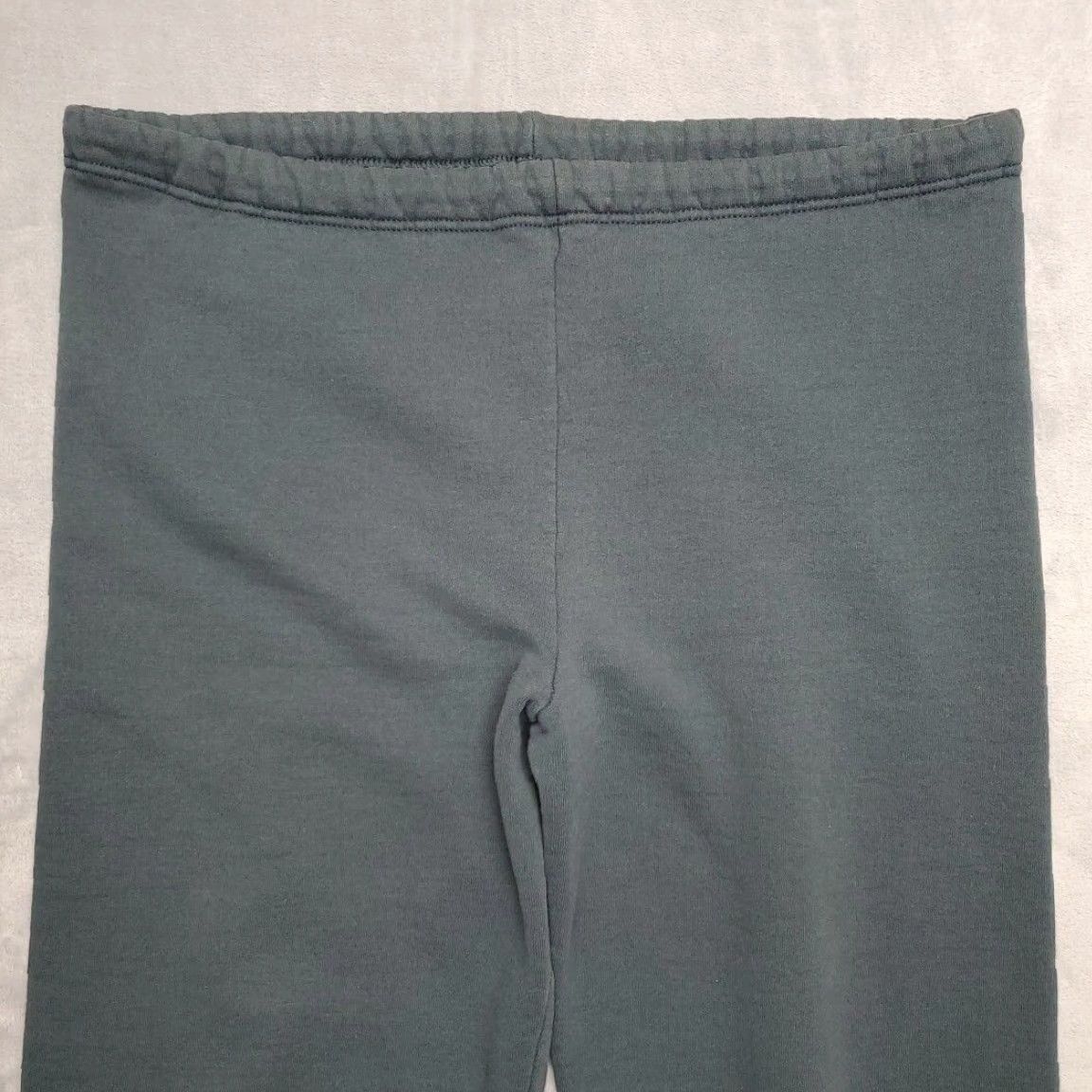 Vintage VINTAGE Russell Athletic Sweat Pants Mens L Green 50/50 Cotton Blend Made in USA Sweatpants Mens L Green 50/50 Cotton Blend USA Rush? Size US 33 - 3 Thumbnail