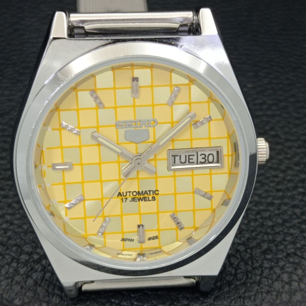 Seiko REFURBISHED VINTAGE SEIKO 5 AUTO JAPAN MENS WATCH a440206 Size 38 - 3 Thumbnail