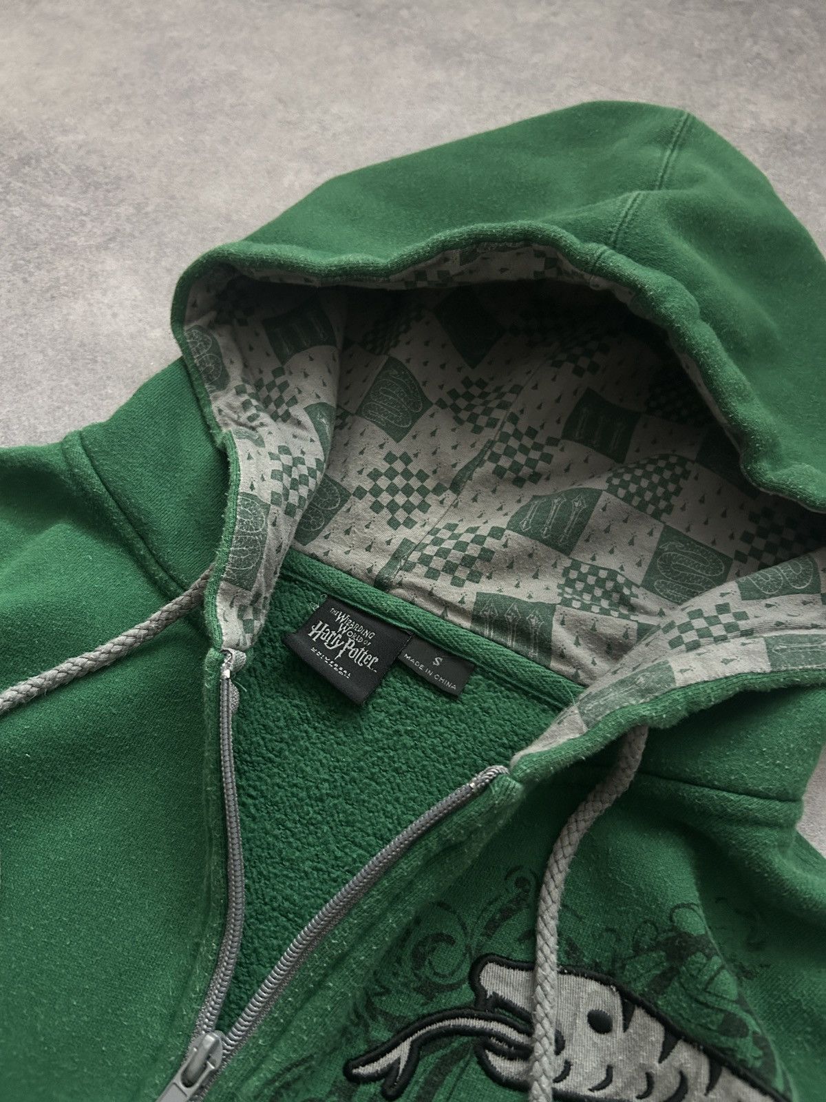 Vintage × Warner Bros Vintage Harry Potter Slyzerin y2k zip-hoodies green mens Size US S / EU 44-46 / 1 - 5 Thumbnail