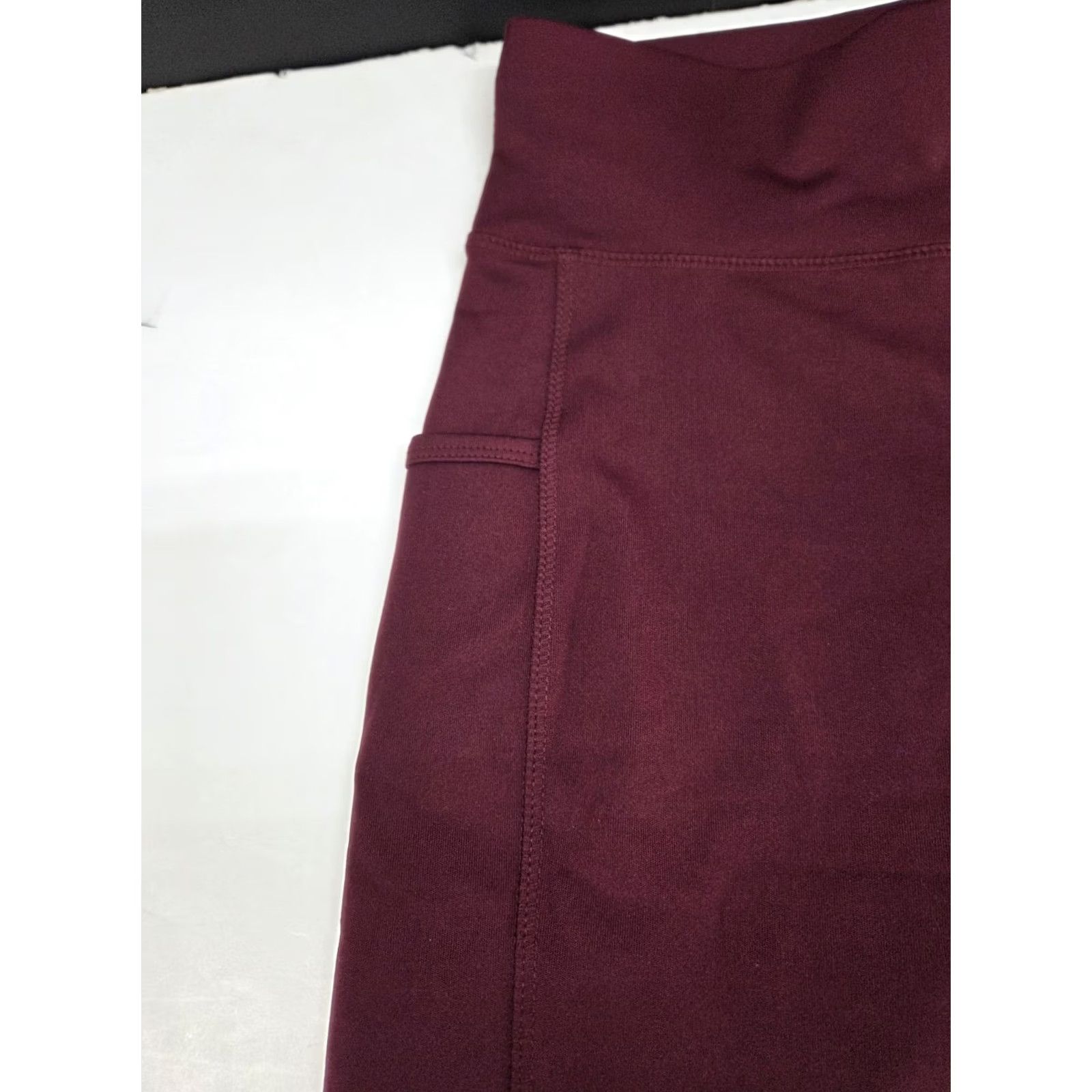 Vintage POP Fit Woman’s Leggings Capri Maroon High Rise Pockets Stretch Activewear Casual M Size 32" / US 10 / IT 46 - 7 Thumbnail