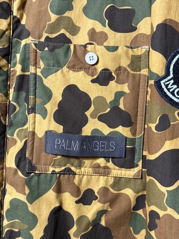 Moncler × Palm Angels Moncler "Limited Edition" Camouflage x Palm Angels Coat Size US L / EU 52-54 / 3 - 4 Thumbnail