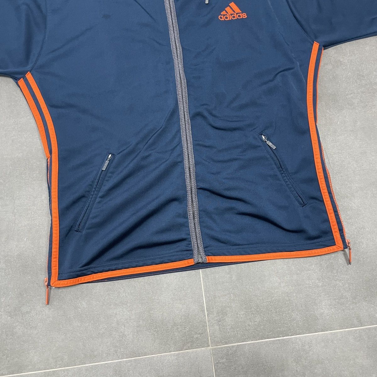 Adidas × Vintage Vintage Adidas Jacket Size M Size US M / EU 48-50 / 2 - 4 Thumbnail