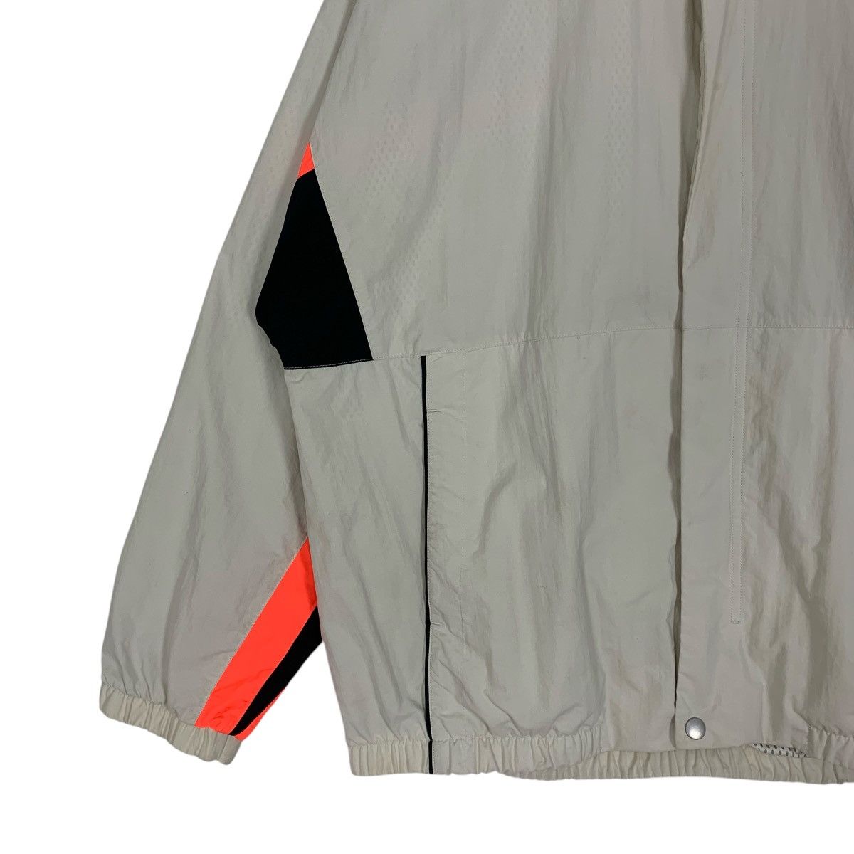 Adidas Adidas EQT Tree Stripes SportsWear StreetWear Windbreaker Size US L / EU 52-54 / 3 - 5 Thumbnail