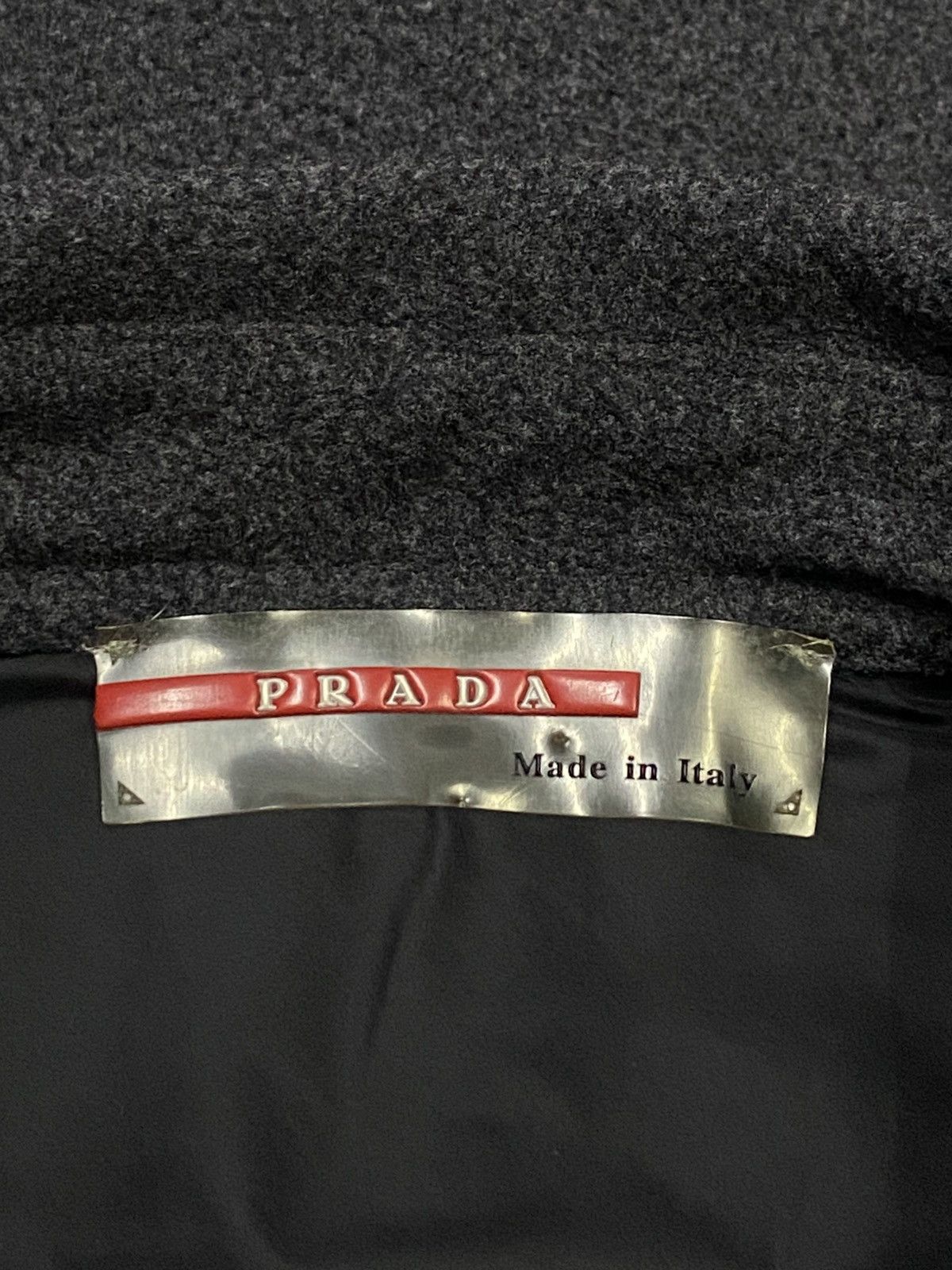 Prada Vintage Prada Fleece Double Pocket Button Ups Shirt Size US L / EU 52-54 / 3 - 9 Thumbnail