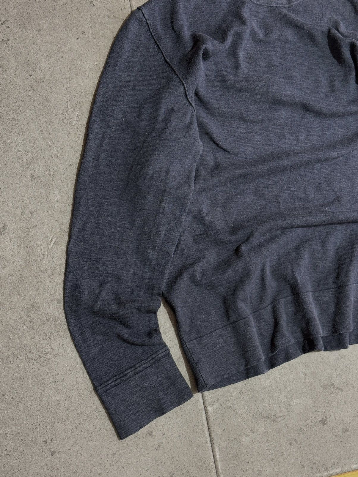 Stone Island Vintage style Stone Island Sweatshirt Dark Blue Navy Size US L / EU 52-54 / 3 - 3 Thumbnail