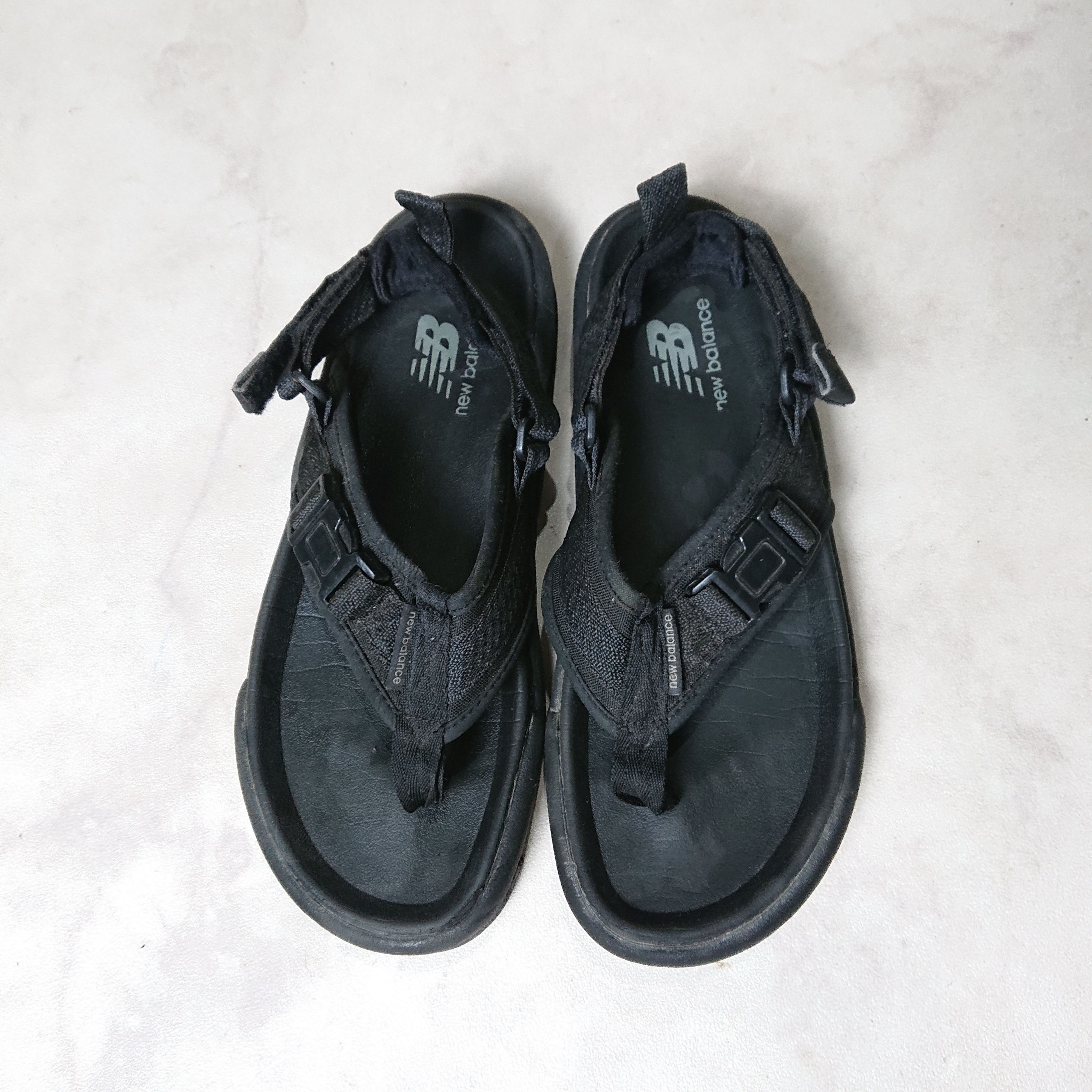 New Balance Sandals New Balance CD2205BBW Size US 9 / EU 42 - 2 Thumbnail
