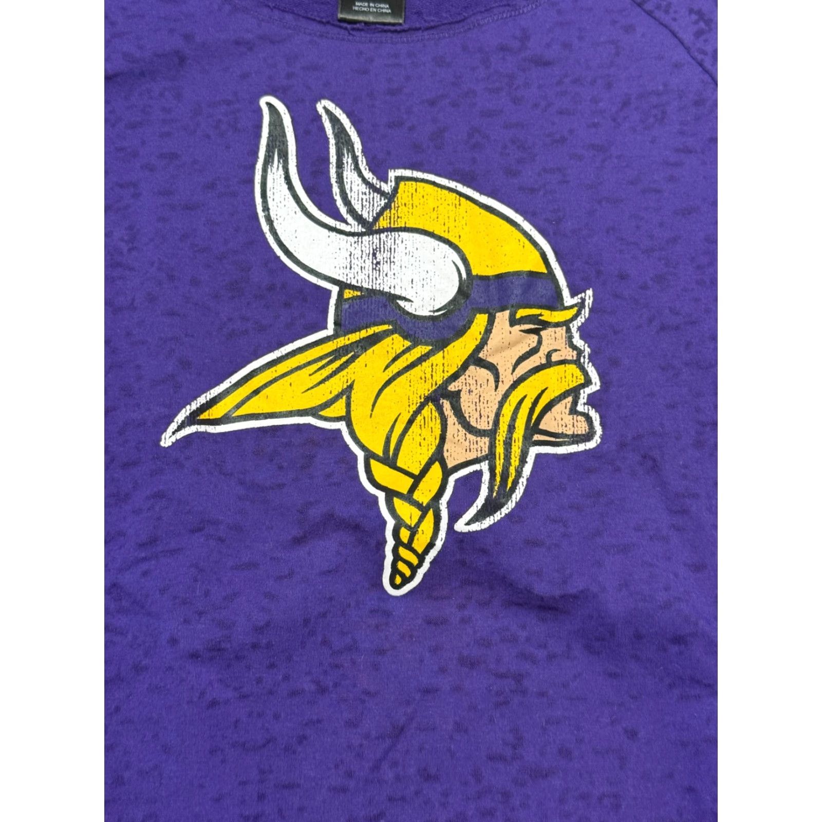 NFL VINTAGE NFL Team Apparel Shirt Juniors Size Medium Purple White Yellow Minnesota Vikings Size M / US 6-8 / IT 42-44 - 5 Thumbnail