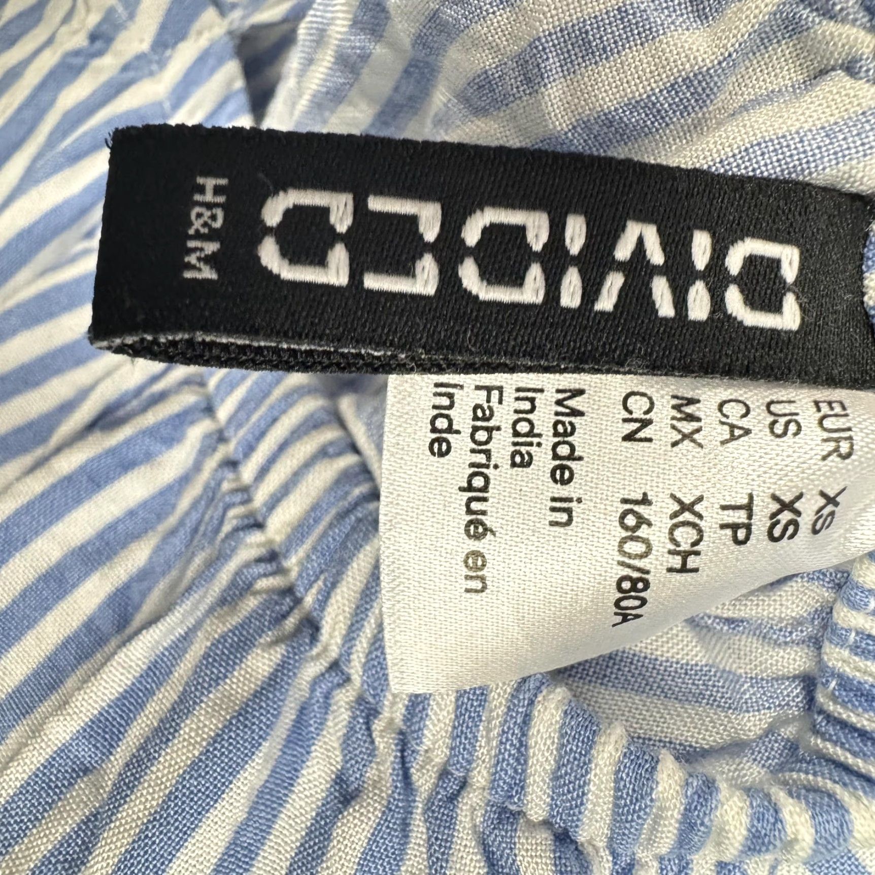 H&M H&M Romper Women XS Striped Blue Viscose One-Piece Sleeveless Back Cutout Ruffles Coastal Coquette Cottagecore Casual Size 26" / US 2 / IT 38 - 5 Thumbnail