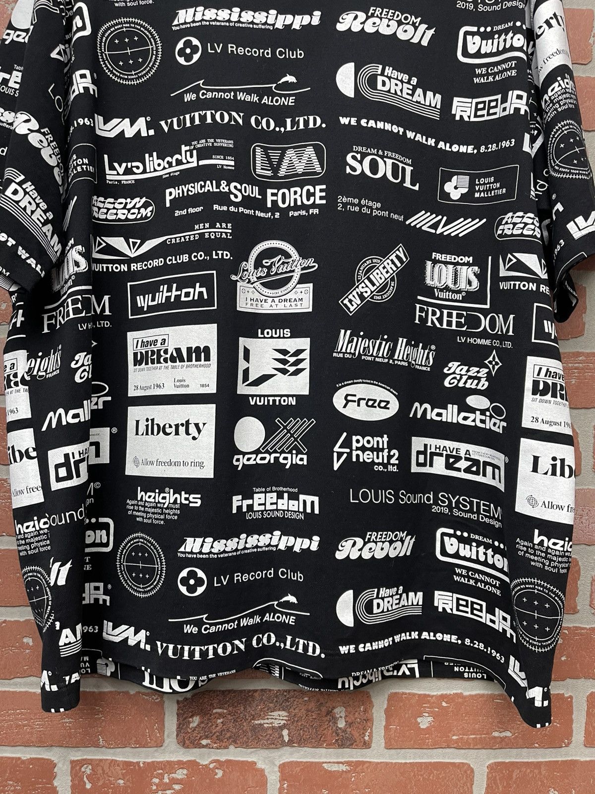 Louis Vuitton Size 4L - Louis Vuitton Black Cotton Allover Logos Printed Size US XXL / EU 58 / 5 - 4 Thumbnail