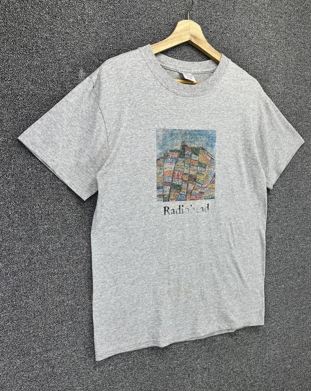 Band Tees Vintage Y2K Radio Head Punk Rock Band Tees T Shirts Size US M / EU 48-50 / 2 - 2 Thumbnail