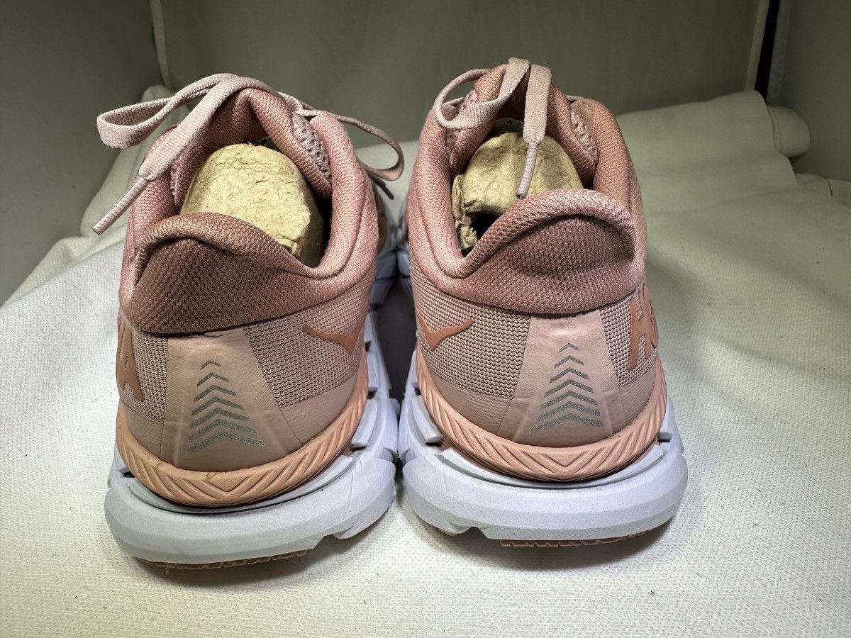 Hoka PreOwned Hoka Clifton 7 Women’s 6 Pink Running Sneakers Size US 6 / IT 36 - 4 Thumbnail