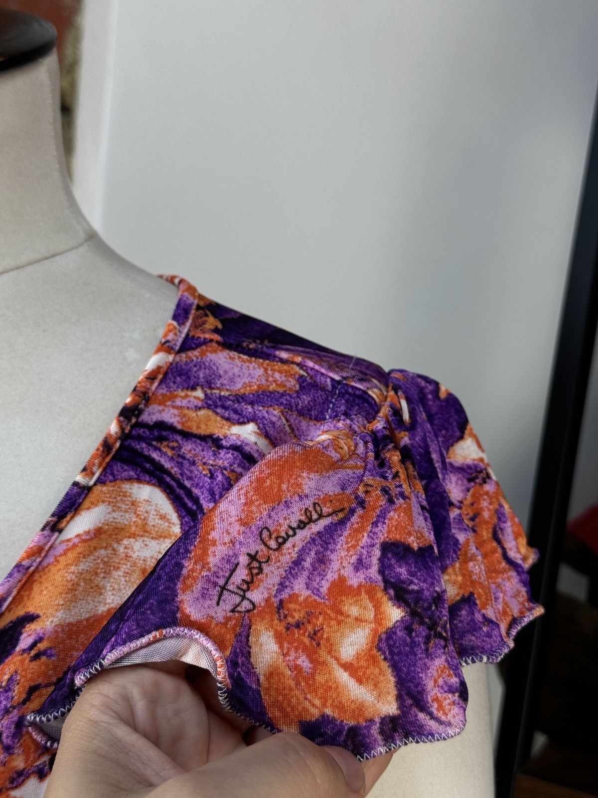 Designer × Just Cavalli × Vintage JUST CAVALLI Viscose Floral Flowers Multicolour T-Shirt Top Size M / US 6-8 / IT 42-44 - 7 Thumbnail