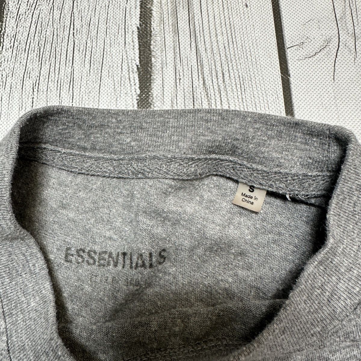 Essentials × Fear of God Essentials Fear of God tee Size US S / EU 44-46 / 1 - 3 Thumbnail