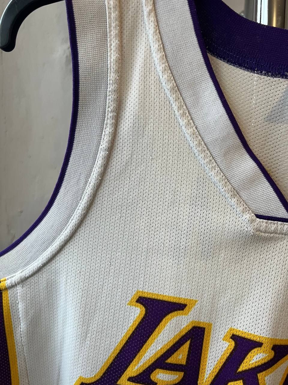 NBA VINTAGE LOS ANGELES LAKERS #8 BRYANT BASKETBALL JERSEY SZ L Size US L / EU 52-54 / 3 - 7 Thumbnail