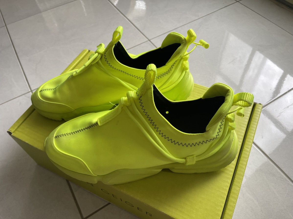 John Geiger John Geiger 002 Low “Neon Green” Limited edition! Size US 10 / EU 43 - 1 Thumbnail