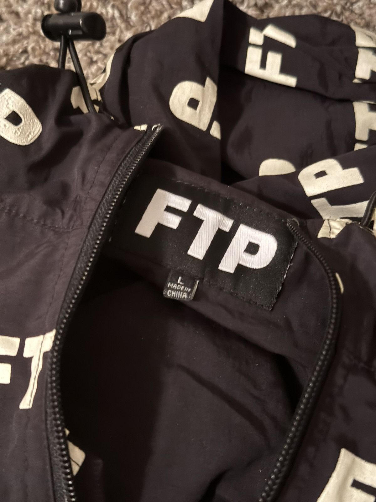 Fuck The Population FTP ALL OVER ANORAK LARGE BLACK Size US L / EU 52-54 / 3 - 8 Thumbnail