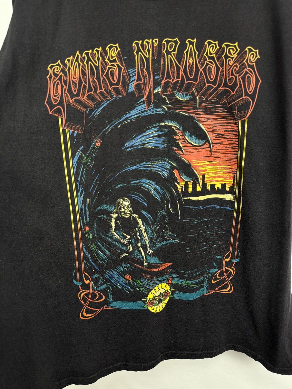 Guns N' Roses 🇺🇸☠️ Guns N Roses Surf Rock Band T-Shirt Rare Retro Surfing Size US L / EU 52-54 / 3 - 4 Thumbnail