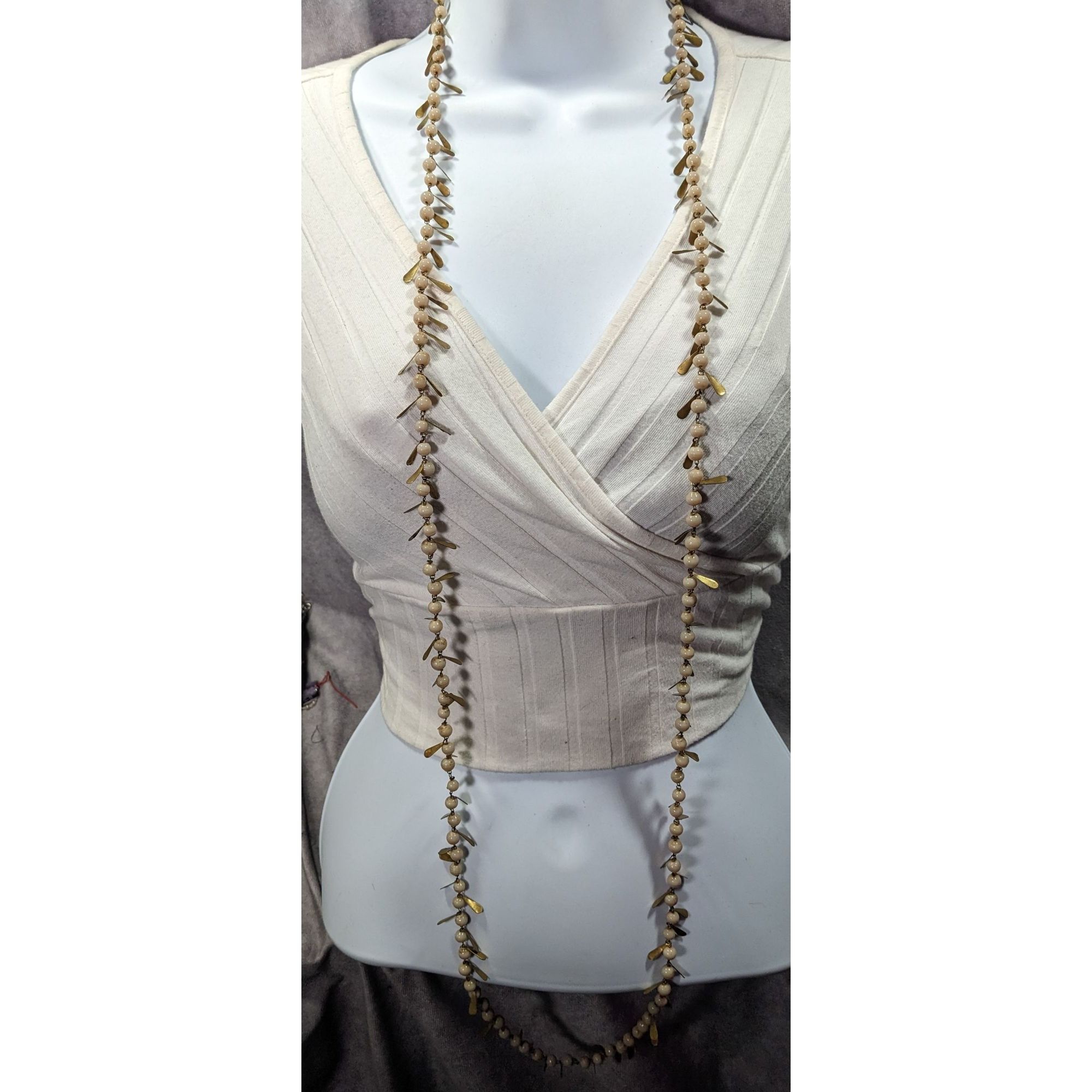 Other Vintage Unique Cream And Gold Tone Beaded Fringe Necklace Size ONE SIZE - 5 Thumbnail