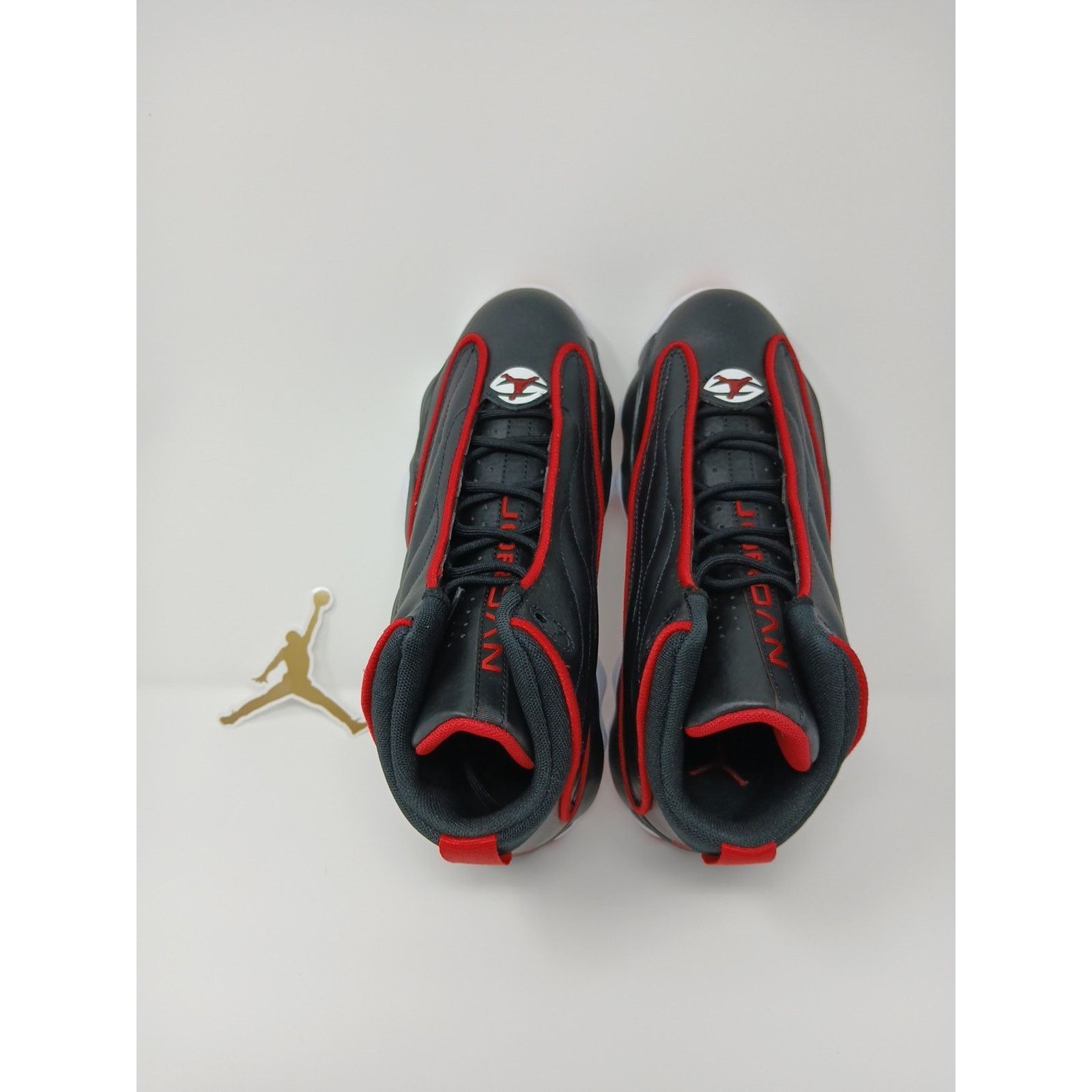 Jordan Brand Air Jordan Pro Strong GS Bred Black Sneakers Kids Size 6.5Y Size US 6.5 / EU 39-40 - 7 Thumbnail