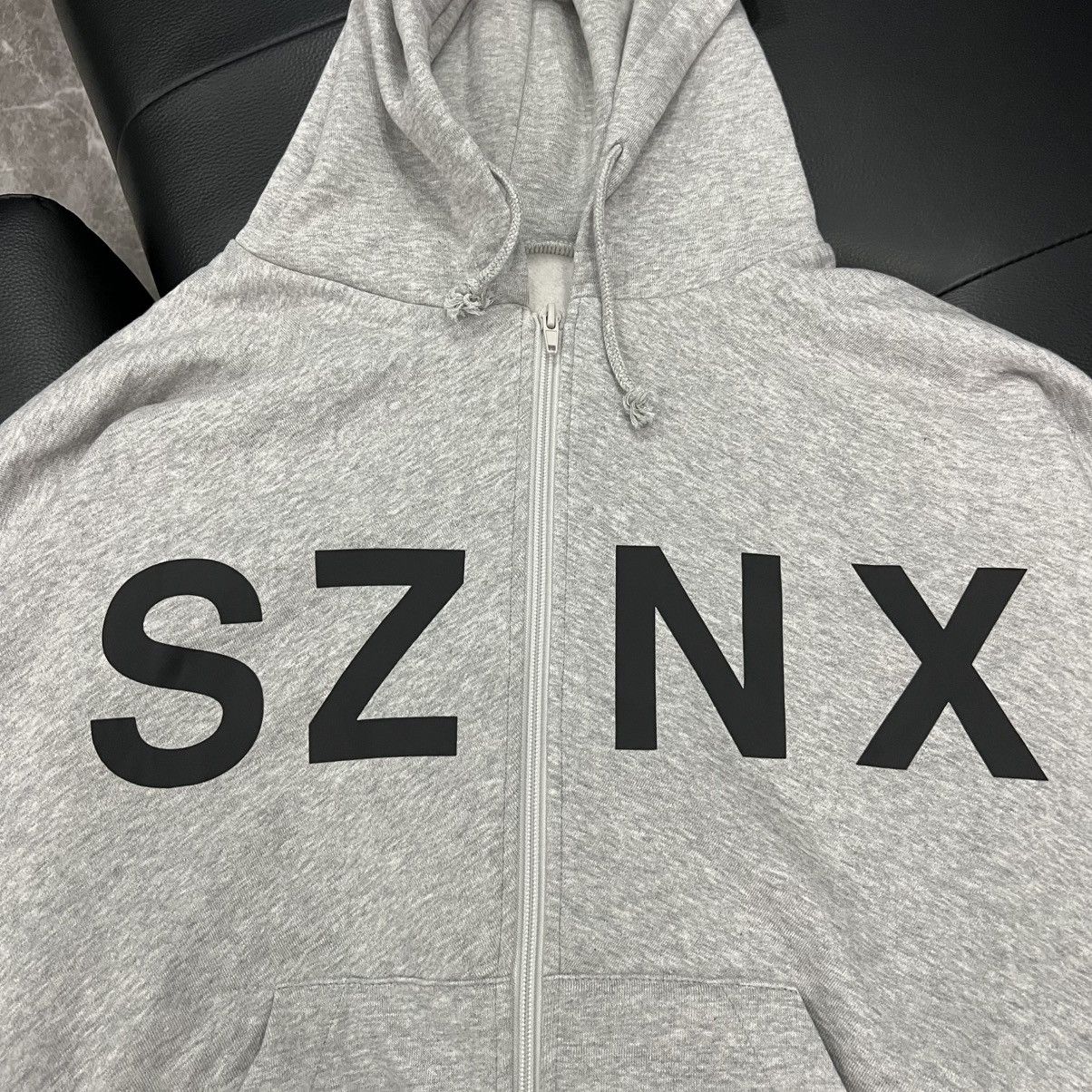 Yeezy Yeezy SZNX ShangHai CHINA Zip Hoodie Size US M / EU 48-50 / 2 - 8 Thumbnail