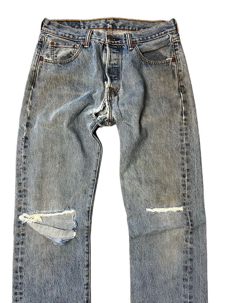 Levi's Vintage Clothing Vintage 501 Levi's Straight Leg Blue Button Fly Denim Jeans Size US 30 / EU 46 - 1 Thumbnail