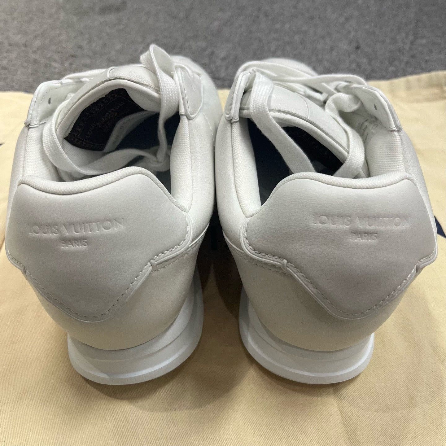 Louis Vuitton Louis Vuitton 25 White Pattern Embossed Low-Top Shoes Size US 10.5 / EU 43-44 - 3 Thumbnail