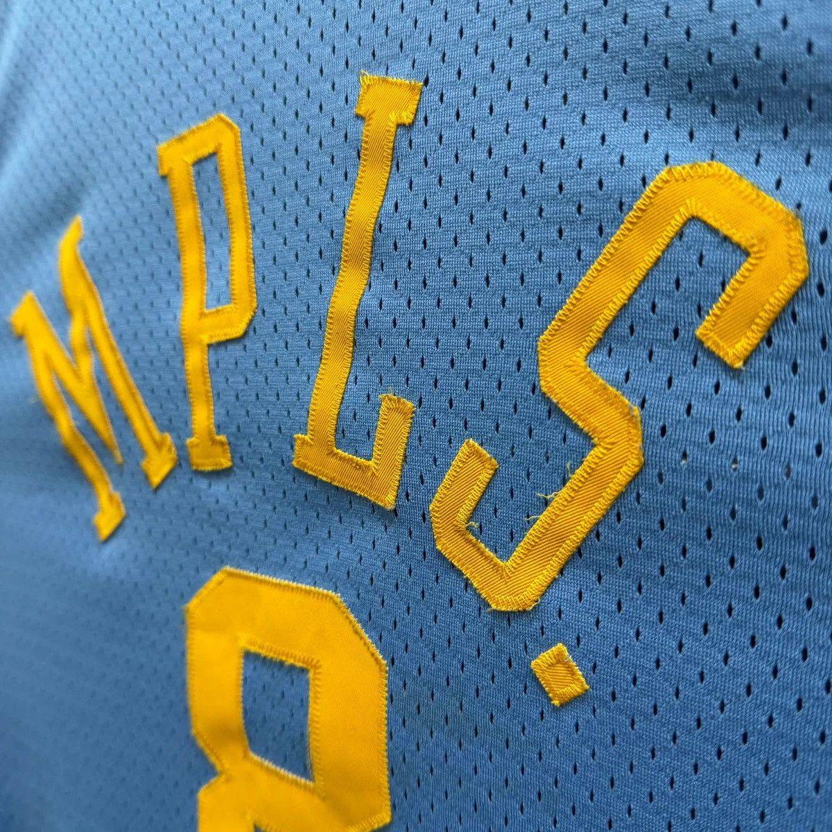 Nike Vintage Minneapolis Lakers 2002 Kobe Bryant #8 Nike Jersey Size US M / EU 48-50 / 2 - 6 Thumbnail