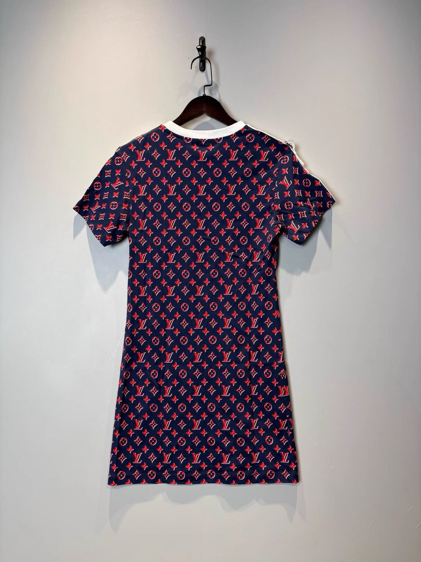 Louis Vuitton Louis Vuitton FW23 All-over Logo Print Pullover Dress K36 Size XS / US 0-2 / IT 36-38 - 2 Thumbnail