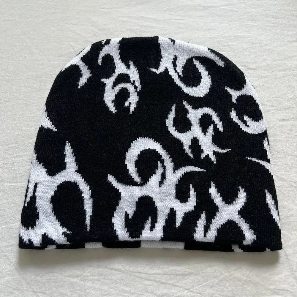 Vintage y2k 2000s grunge punk black white unique fire design beanie Size ONE SIZE - 2 Thumbnail