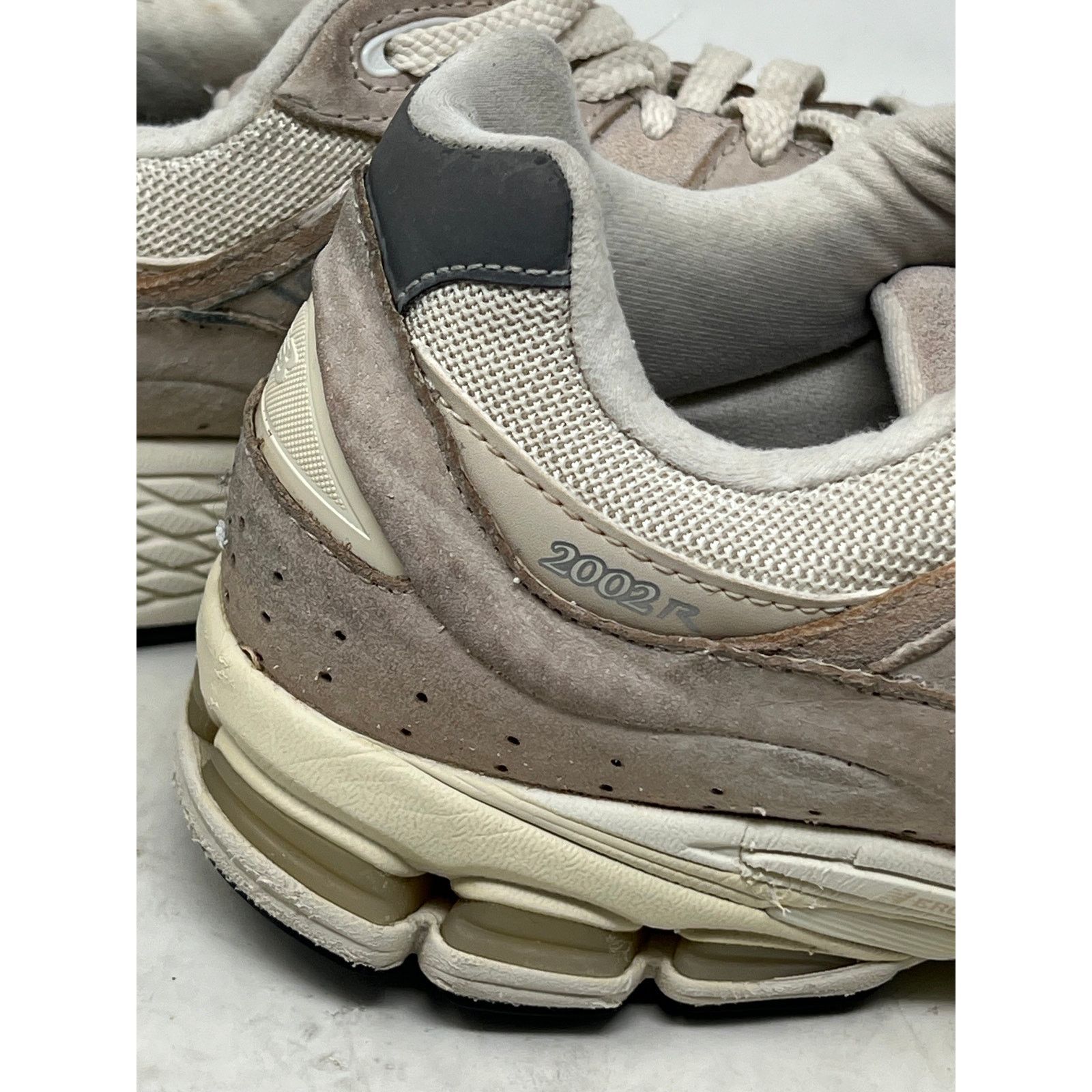 New Balance New Balance 2002R Calm Taupe Sneakers Mens 11.5 Size US 11.5 / EU 44-45 - 5 Thumbnail