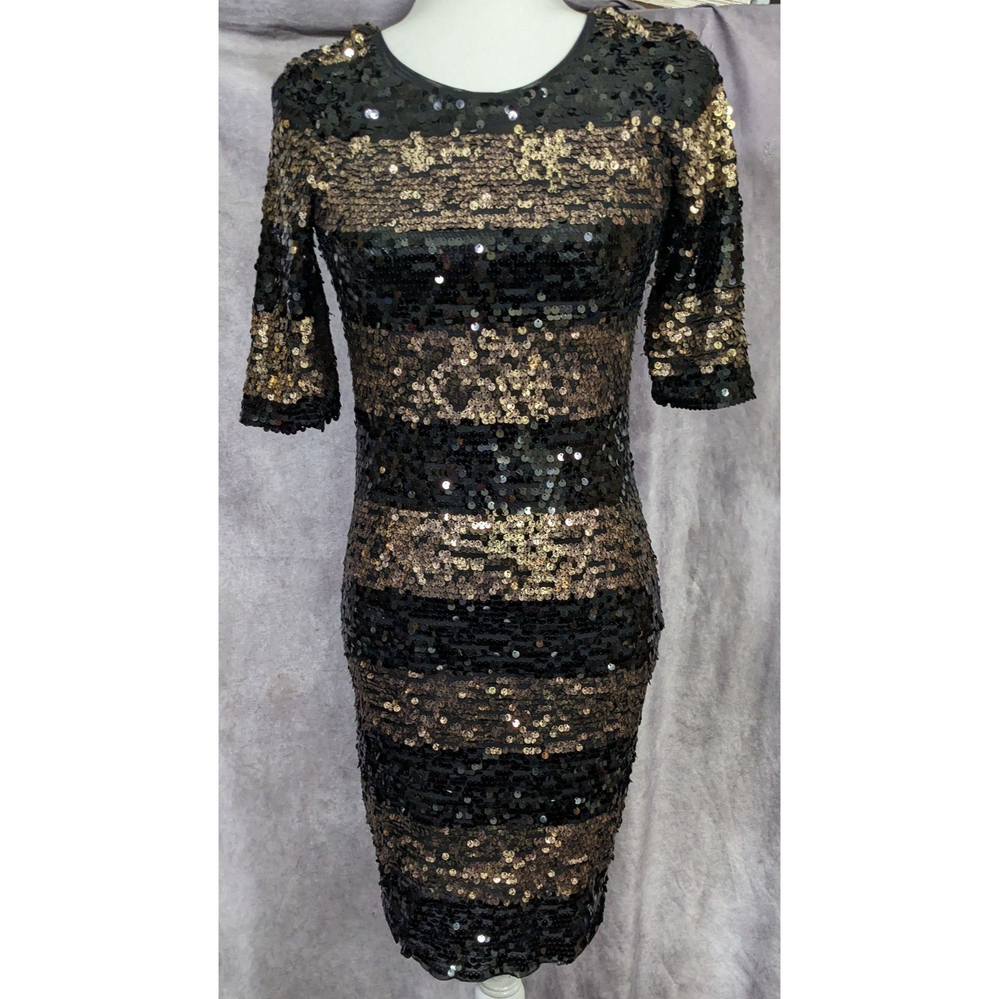 Bcbgmaxazria Black And Gold Sequin Cocktail Dress by BCBGMaxazria Size S / US 4 / IT 40 - 8 Thumbnail