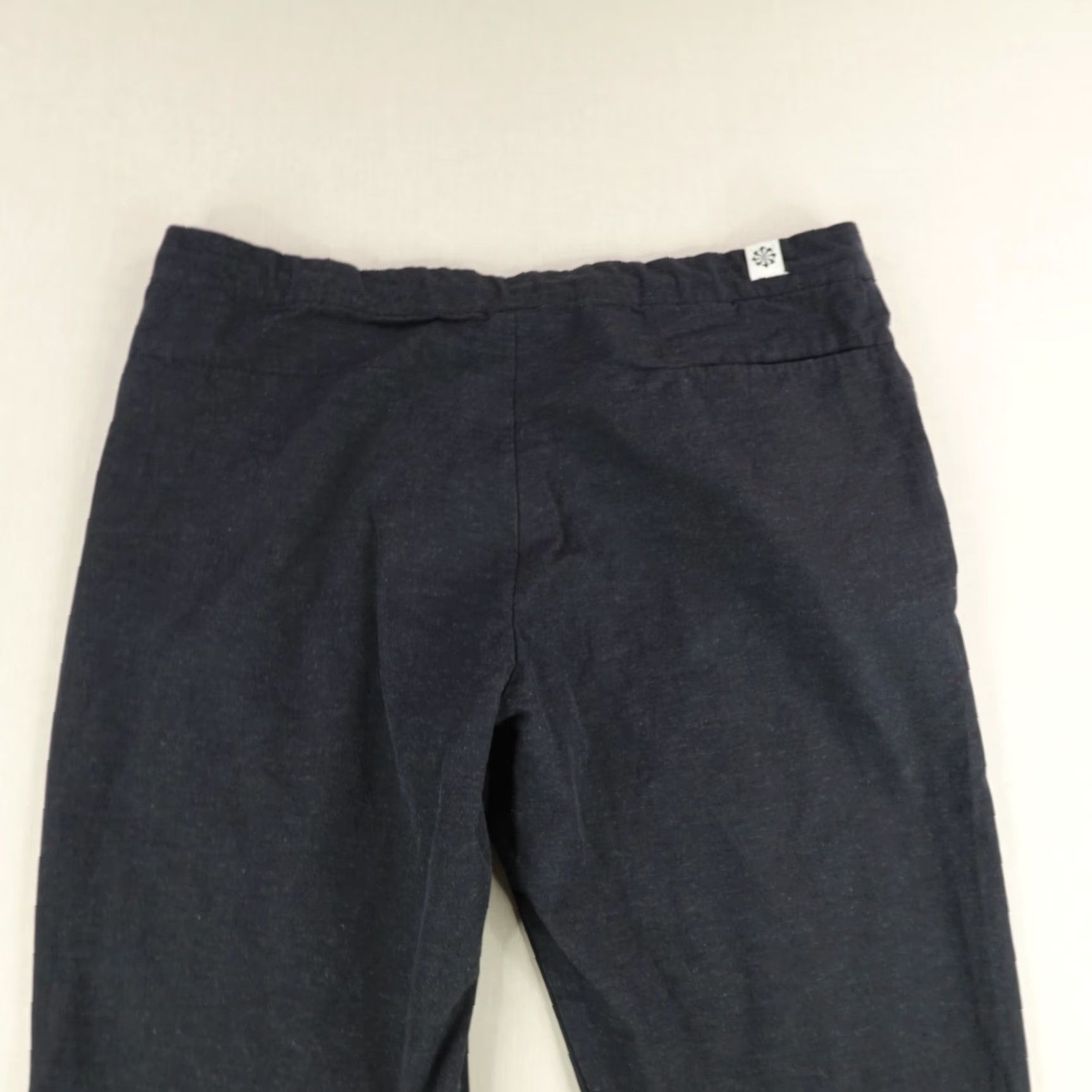 Nike Nike Pants Mens 42 Black Chino Straight Leg Trousers Flat Front Drawstring Zip Nike Logo Casual Workwear 90s (if applicable) Mens Size US 42 / EU 58 - 7 Thumbnail