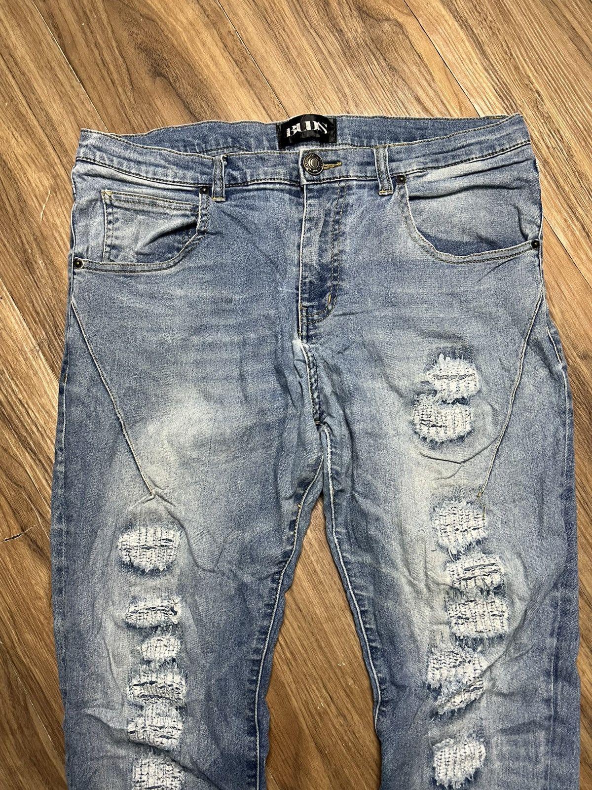 If Six Was Nine BUDS Men's Distressed Slim-Fit Jeans (41) Size US 33 - 3 Thumbnail
