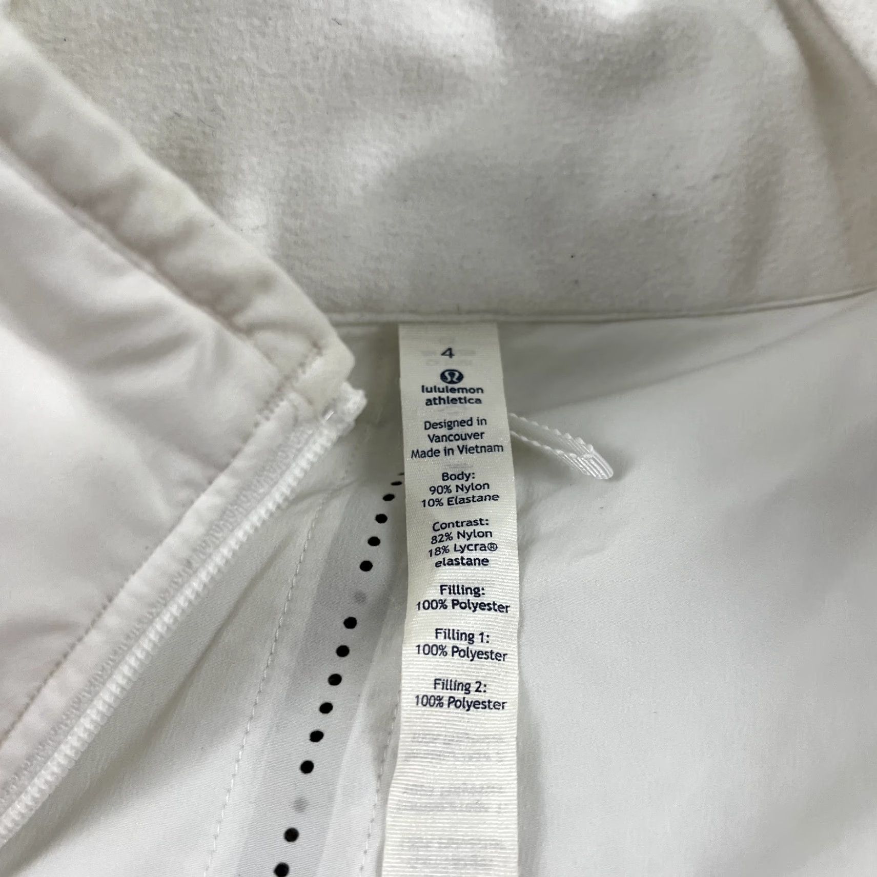 Lululemon LULULEMON Vest Womens Size 4 White Running Pockets Insulated Sleeveless Zip Jacket Mid-Length Jacket Vest Womens Size S / US 4 / IT 40 - 4 Thumbnail